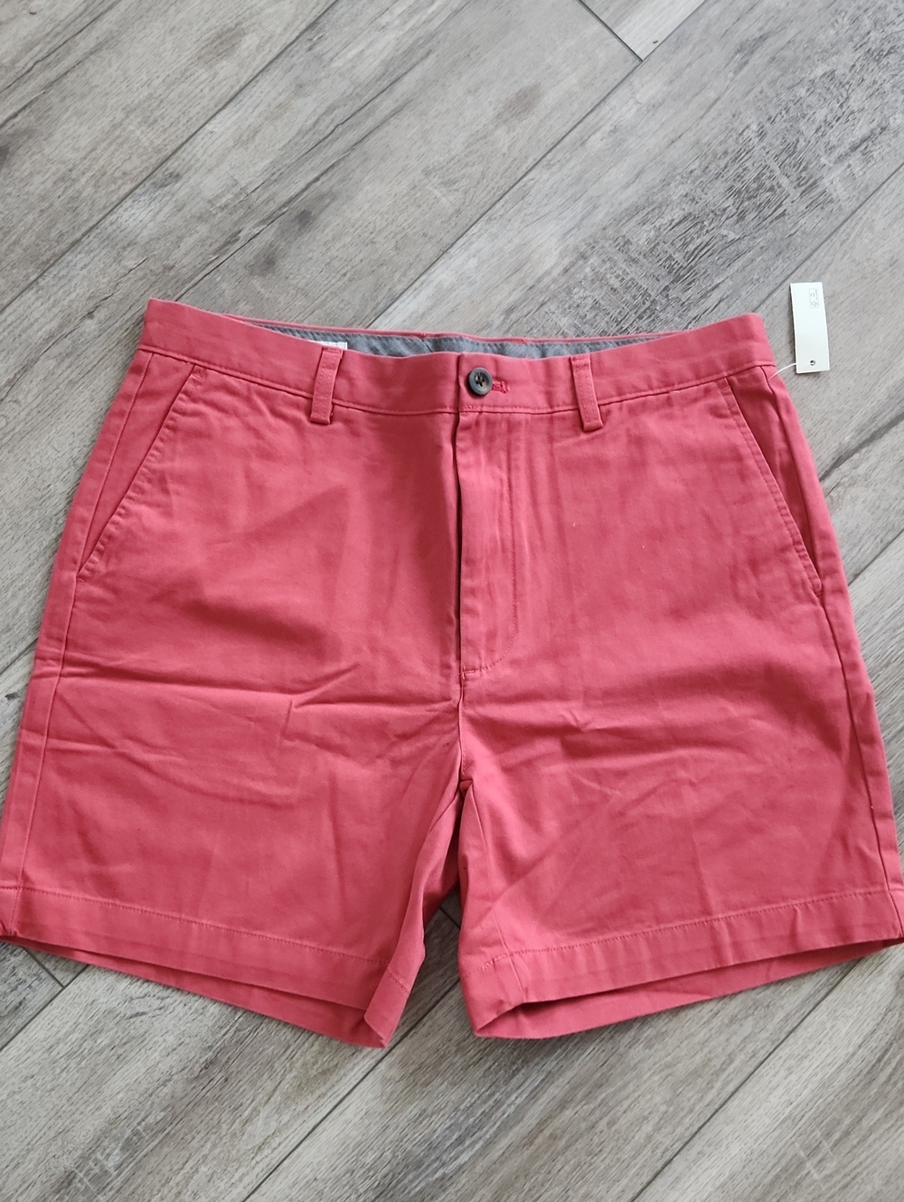 Amazon Essentials Men's Coral Flat Front Chino Shorts